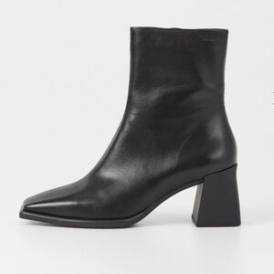 Vagabond, Hedda Boots, new in original packaging, size 40.